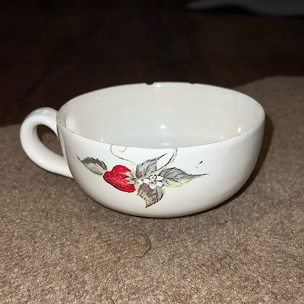 LAST CALL Vintage Handmade Pottery Ceramic Strawberry Vine Mug/ Soup Bowl - Picture 2 of 13